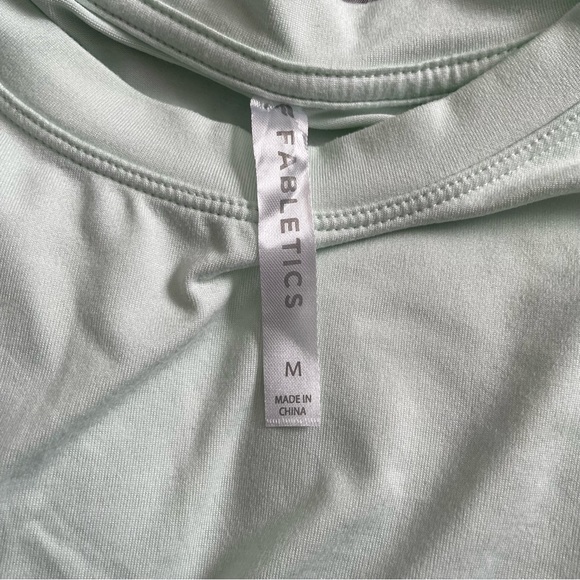Fabletics Mint Green Cropped Tee - Medium - Picture 4 of 7